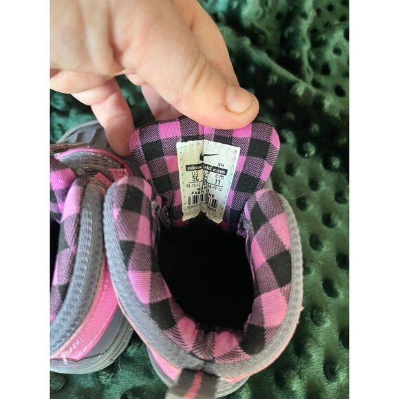 Nike ACG pink and gray winter snow boots size 5 5c - Picture 5 of 5